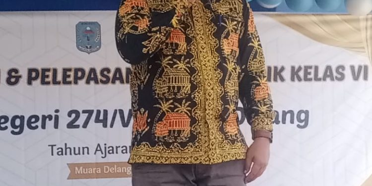 Lulusan Kelas Vl SD Negri 274 Muara Delang Dilepas Penuh Khidmat 