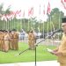Wakil Bupati H. Suprayitno Pimpin Apel dan Menyerahkan Bingkisan bagi ASN Masa Purna Tugas
