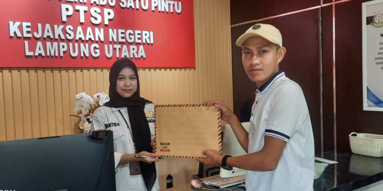 Dugaan Penyelewengan Anggaran BOS SDN 01 Rejosari Resmi Dilaporkan Ke Kejaksaan