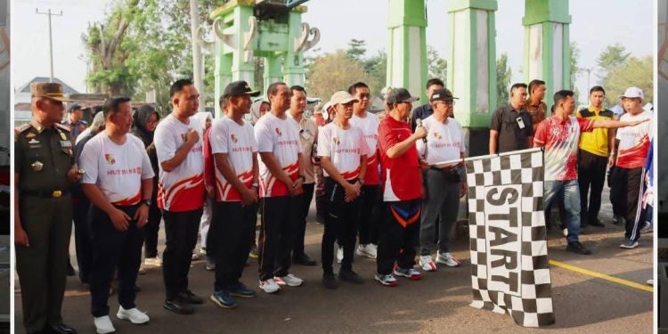Bupati Lampung Utara Resmi Buka Lomba Gerak Jalan Pelajar SMP dan SMA