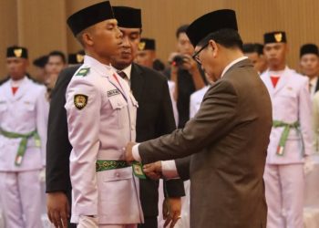 Bupati Lampung Utara Kukuhkan Paskibraka Tahun 2025