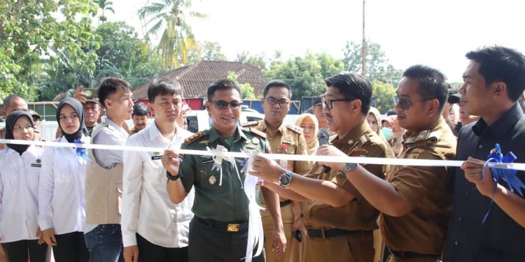 Dandim 0412/LU Letkol Inf Roni Faturohman hadiri Grand Launching Pendistribusian MBG di Tulung Mili Indah