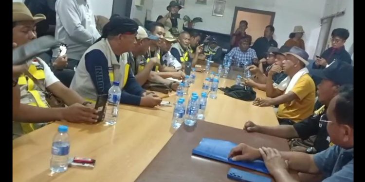 Warga 16 Desa di Sungkai Utara dan Sungkai Tengah Bacakan Enam Pernyataan Sikap Terkait PT PML