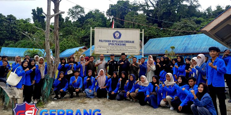 Ketua DPRK Simeulue Sampaikan Kuliah Umum di Politeksim: Dorong Mahasiswa Mandiri, Berdaya Saing, dan Menciptakan Lapangan Kerja