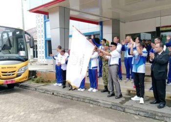Dengan Doa dan Harapan, Bupati Joncik Muhammad Lepas Ratusan Atlet Empat Lawang Menuju Porprov Sumsel 2025