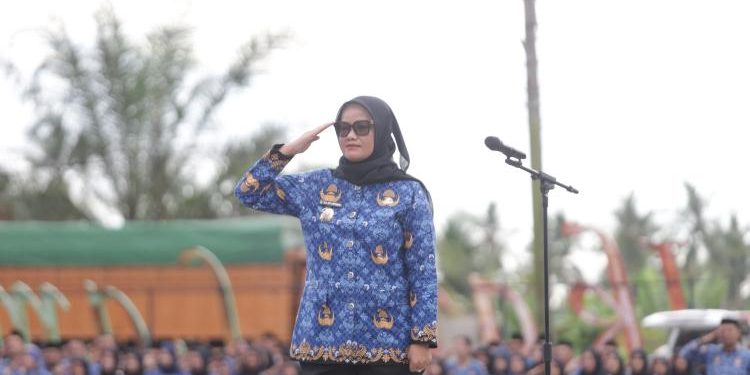 Bupati Ela: Teladani Pahlawan Hidup dalam Kerja Nyata dan Kejujuran