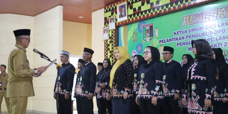 Sekda Lamtim Kukuhkan Huzaimah Azwar Hadi Jadi Ketua LASQI