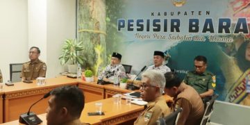 Bupati dan Wakil Bupati Pesibar Ikuti Rakor Inpres