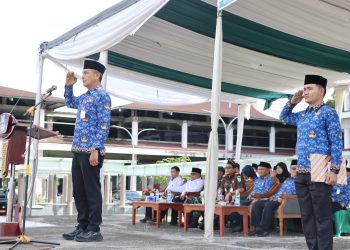 PEMKAB PESIBAR GELAR UPACARA PERINGATAN HUT KORPRI KE-54