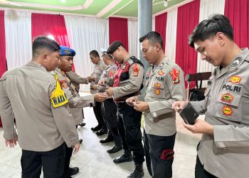 Propam Polres Tuba Sikat Disiplin Personel! Ops Lilin Krakatau 2025 Dikawal Ketat Demi Pelayanan Prima Masyarakat