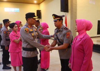 Rotasi Jabatan, Kapolres Lampung Tengah Pimpin Upacara Sertijab Kapolsek Selagai Lingga