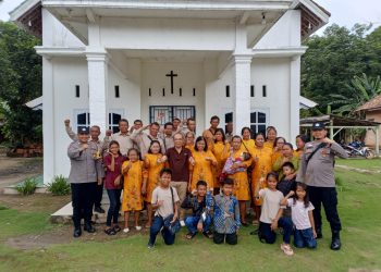 Polri Siaga Penuh! Ibadah Tahun Baru di Penawartama Berlangsung Aman dan Kondusif