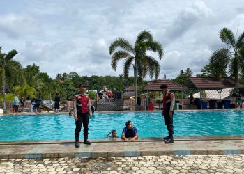 Sat Samapta Polres Tulang Bawang Sapu Bersih Kawasan Wisata Menggala Timur