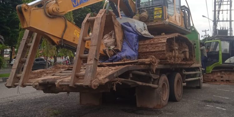 Satu Unit Ekskavator Digelandang ke Mapolres Merangin, Diduga Terkait Aktivitas PETI