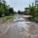 GARA GARA TRUK PENGANGKUT PASIR DAN BATU GALIAN C,JALAN PENGHUBUNG TANON GADING RUSAK PARAH