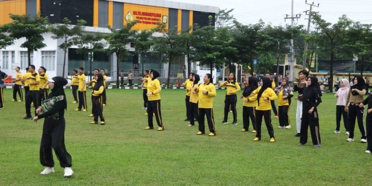 Gelorakan Hidup Sehat, Polres Tulang Bawang Tunjukkan Soliditas Lewat Senam Aerobik Bersama