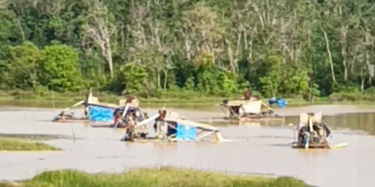 Jelang Idul Fitri, Tambang Emas Ilegal Gempur Dam Betuk, Aset Pemkab Merangin Porak-Poranda