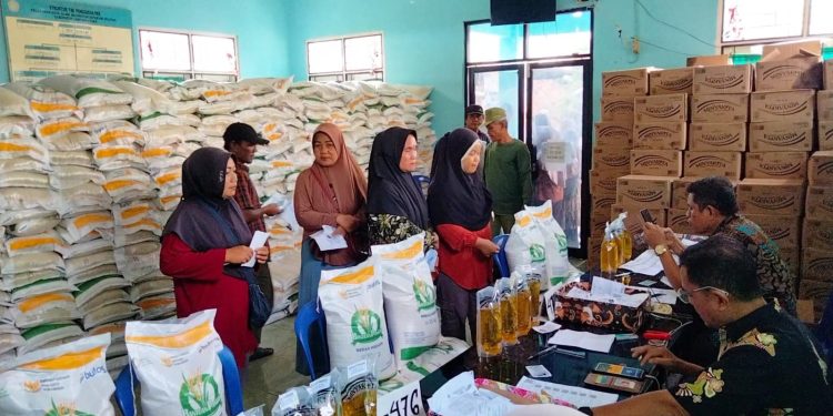 Kota Alam Lampung Utara Salurkan Bantuan Beras Pangan Tahap Awal Tahun 2026