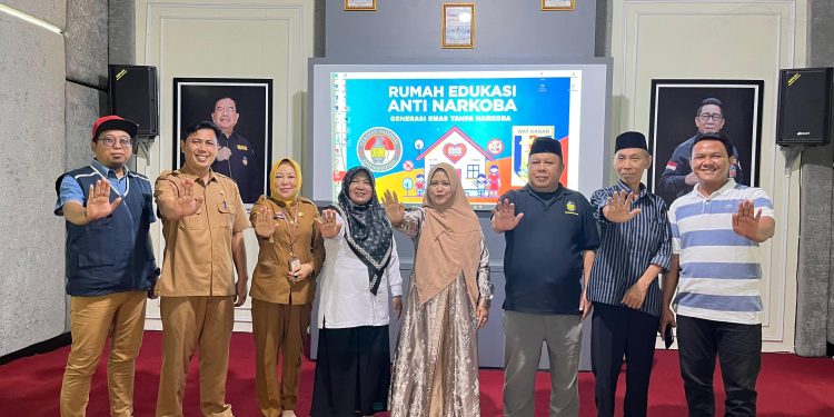 Dr. Hj. Rina Marlina Apresiasi Rumah Edukasi Anti Narkoba di Way Kanan