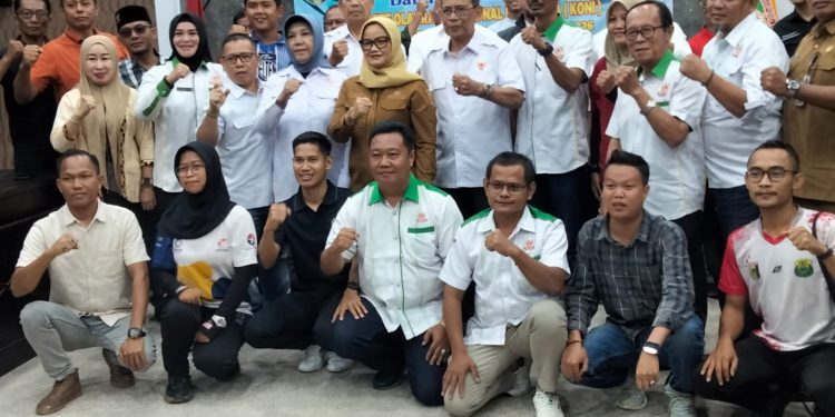 Bupati Ela Hadiri Undangan Stadium General dan Rakor KONI Lampung Timur