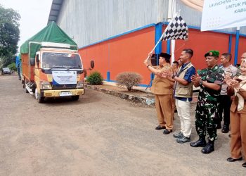 Azwar Hadi Launching Penyaluran Bantuan Pangan di Gudang Bulog Gedung Dalem