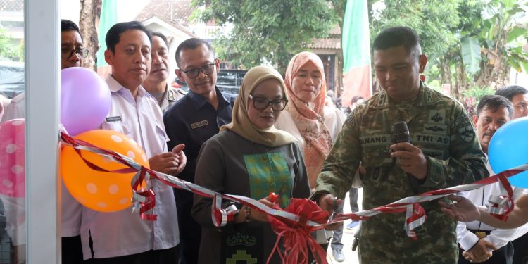 Lampung Timur Mengikuti Peresmian Operasionalisasi 1.061 Koperasi Merah Putih Oleh Presiden