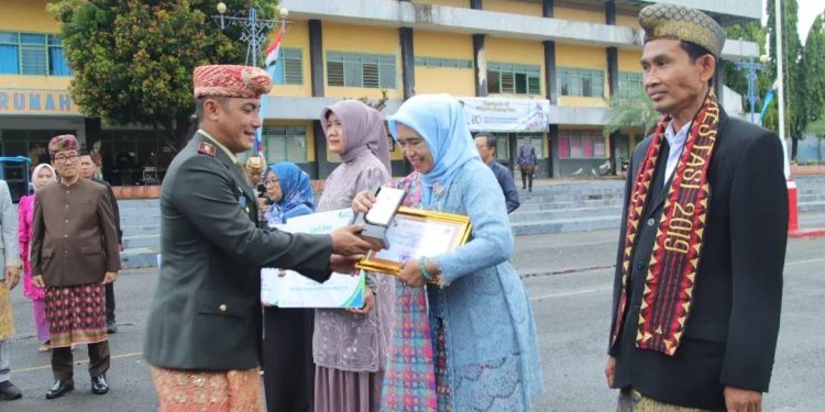 Sinergi TNI dan Pemerintah Daerah dalam Peringatan HUT Kabupaten Lampung Utara ke 80.