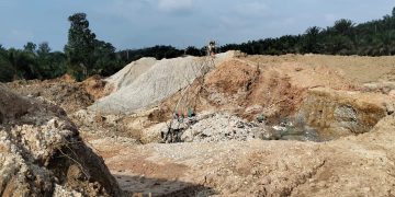 Aktivitas PETI Milik Zulhafidi Makin Menggila di Seputaran Dusun Sungai Ulak,Tampa Tersentuh Aparat Penegak Hukum.