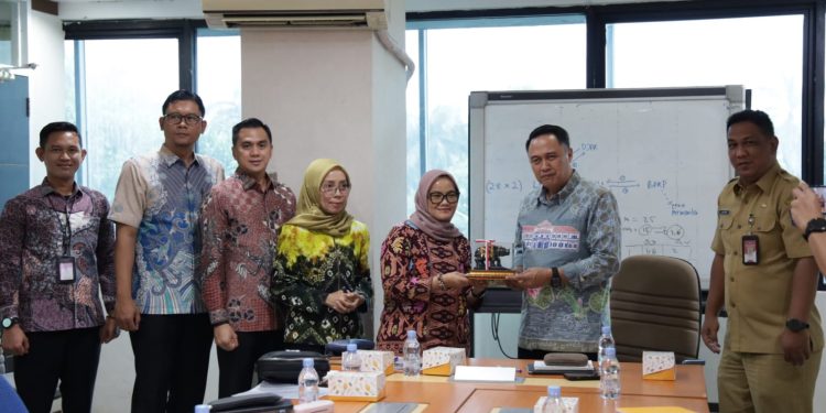 Bupati Ela Jemput Bola Program WEFSRID di Kemendagri 