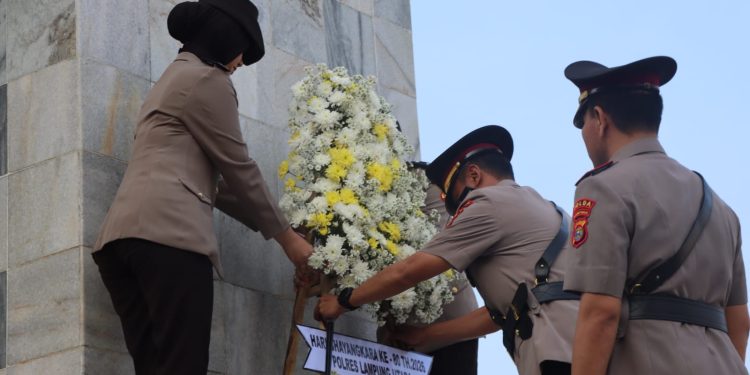 Peringati Hari Bhayangkara ke-80, Polres Lampung Utara Gelar Ziarah dan Tabur Bunga di TMP Kotabumi