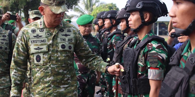 Pangdam XXI/Raden Intan Lampung Tinjau KDKMP di Kotabumi Selatan, 103 Koperasi Merah Putih Lampung Utara Siap Operasional