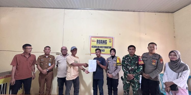 Ini Baru Polri Milik Masyarakat ! Polsek Kotabumi Kota Berhasil Mediasi Selisih Paham Warga Secara Damai