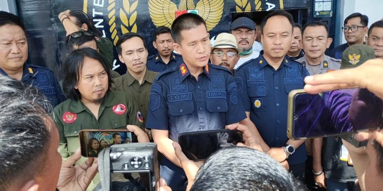 Kalapas Kotabumi Tomi Elyus Terima Aspirasi LSM Trinusa, Tegaskan Lapas Terbuka dan Patuh Aturan