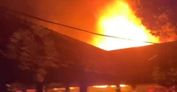RSUD Ryacudu Kotabumi Terbakar, Api Berkobar Membumbung Tinggi 