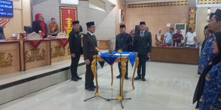 Penyegaran Birokrasi, Bupati Hamartoni Ahadis Resmi Lantik 16 Pejabat Utama Lampung Utara