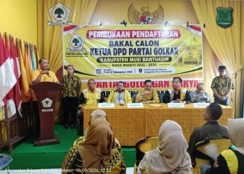 Afitni Junaidi Gumay Kembalikan Formulir Bakal Calon Ketua DPD Golkar Muba