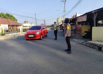 Wakapolres Cek Personel Pengamanan Rawan Pagi, Pastikan Pelayanan Masyarakat Berjalan Optimal